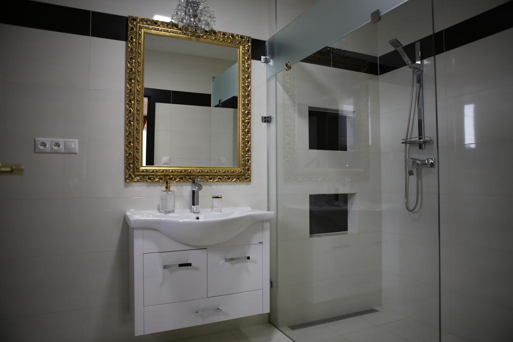 Hotel Kotva Bratislava Værelse billede
